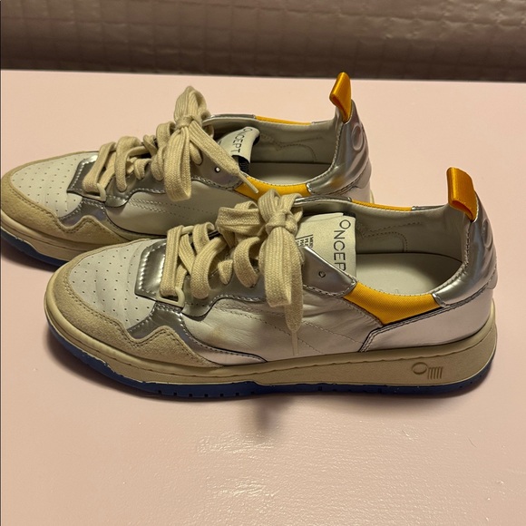 Oncept Phoenix size 7 like new . Barely worn - Picture 3 of 7